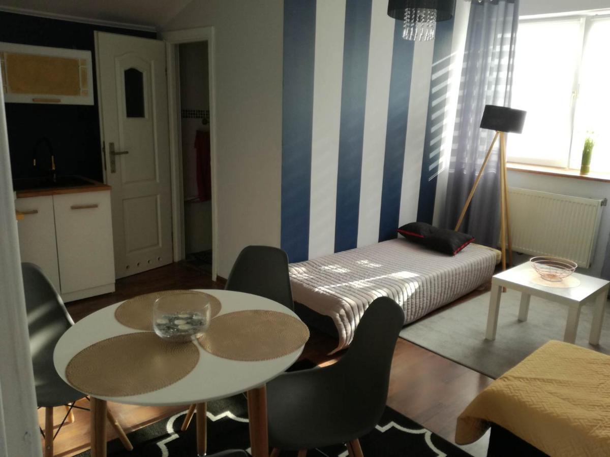 Niezalezne Pietro W Domu Z Widokiem Na Morze Apartment Gdynia Exterior photo